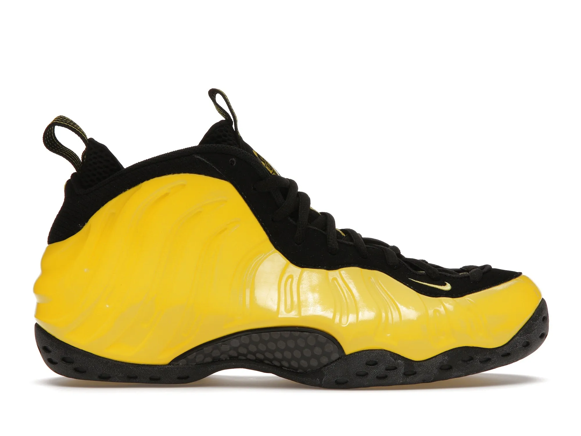 Фото № 1 с приближением к товару «‎Nike Air Foamposite One Wu-Tang Optic Yellow»