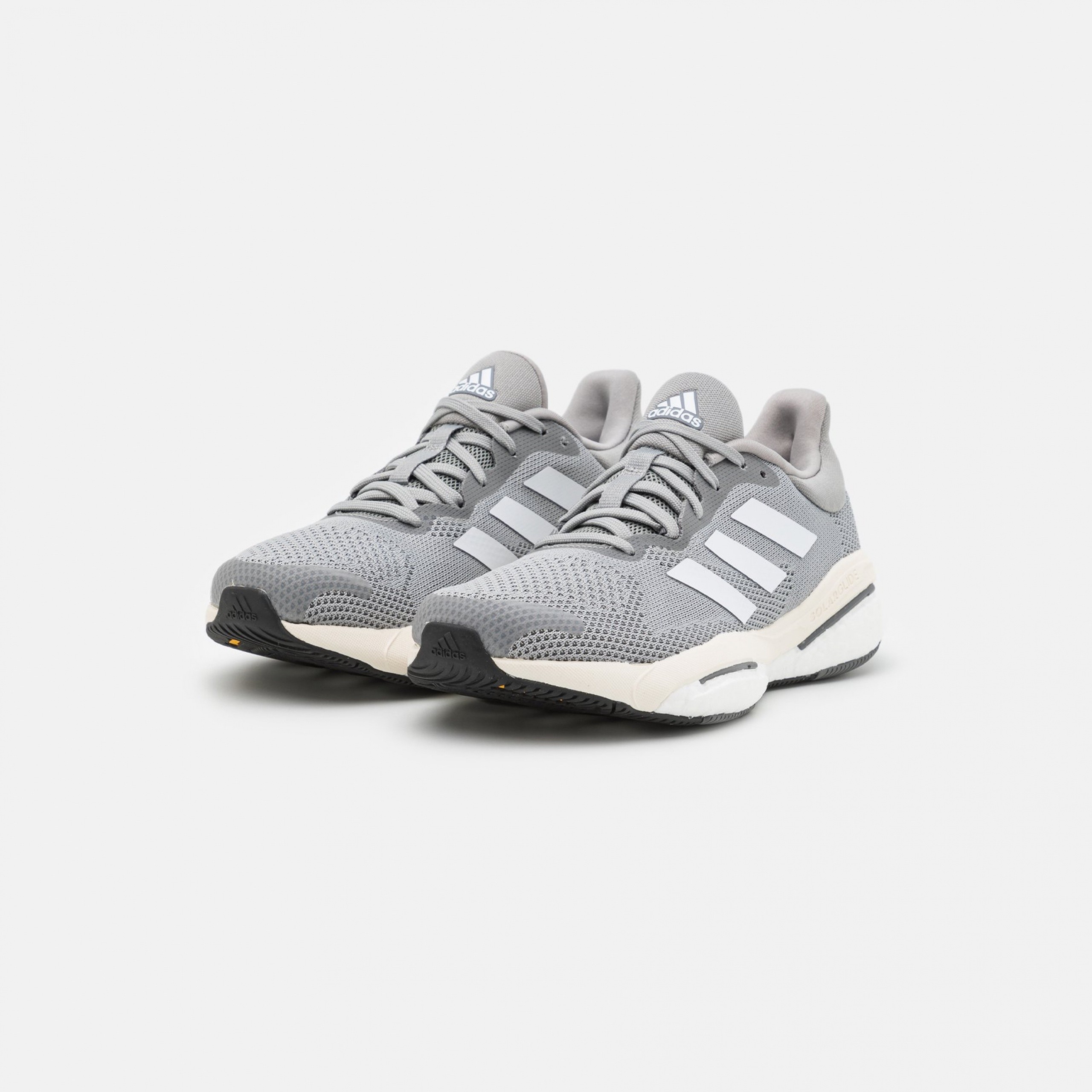 Фото № 2 с приближением к товару «‎Adidas Solarglide 5»