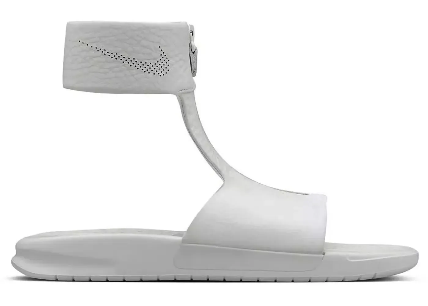 Фото № 1 с приближением к товару «‎Nike Benassi Cuff Lux Slide»