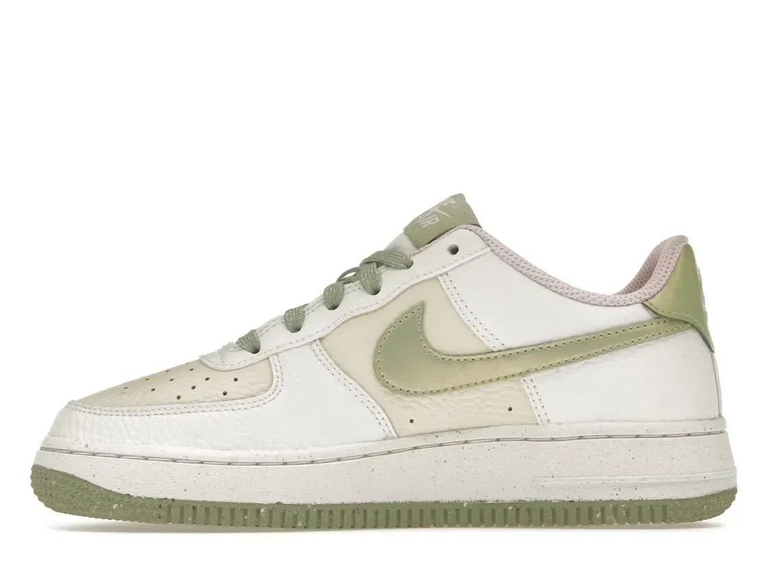 Фото № 3 с приближением к товару «‎Nike Air Force 1 Low»