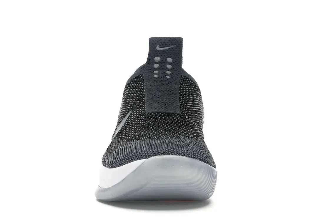 Фото № 2 с приближением к товару «‎Nike Adapt BB Dark Grey (US Charger)»