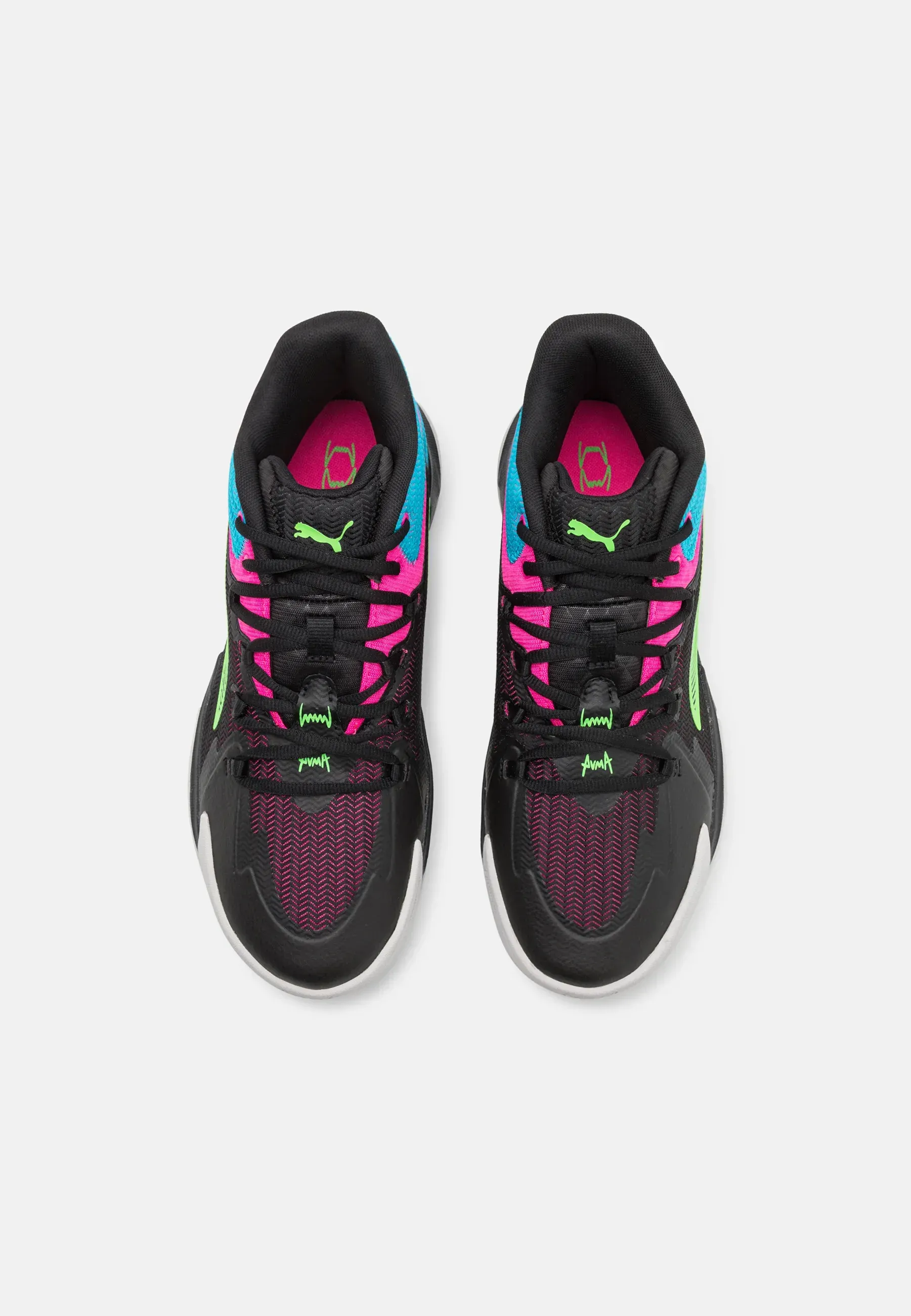 Фото № 4 с приближением к товару «‎DAGGER»