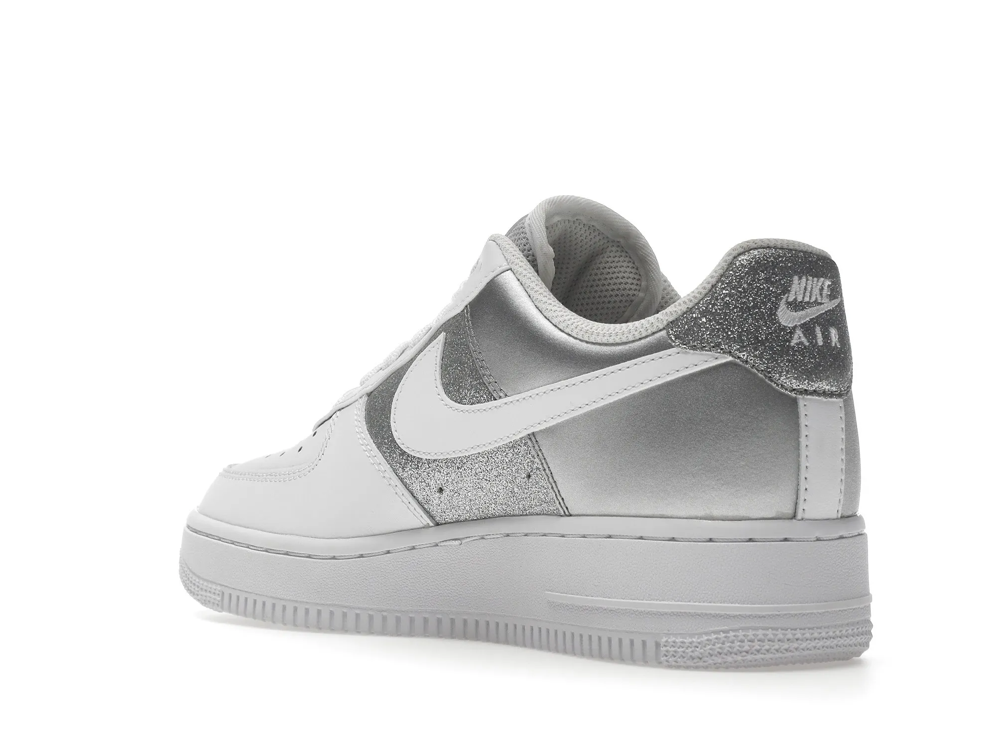 Фото № 6 с приближением к товару «‎Nike Air Force 1 Low 07 White Metallic Silver »
