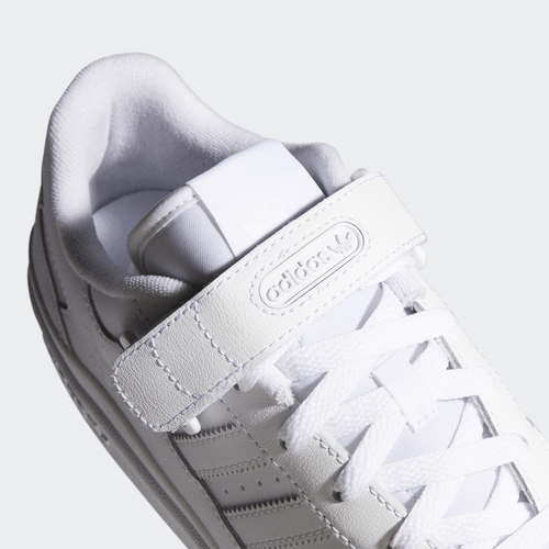Фото № 3 с приближением к товару «‎Adidas Forum »