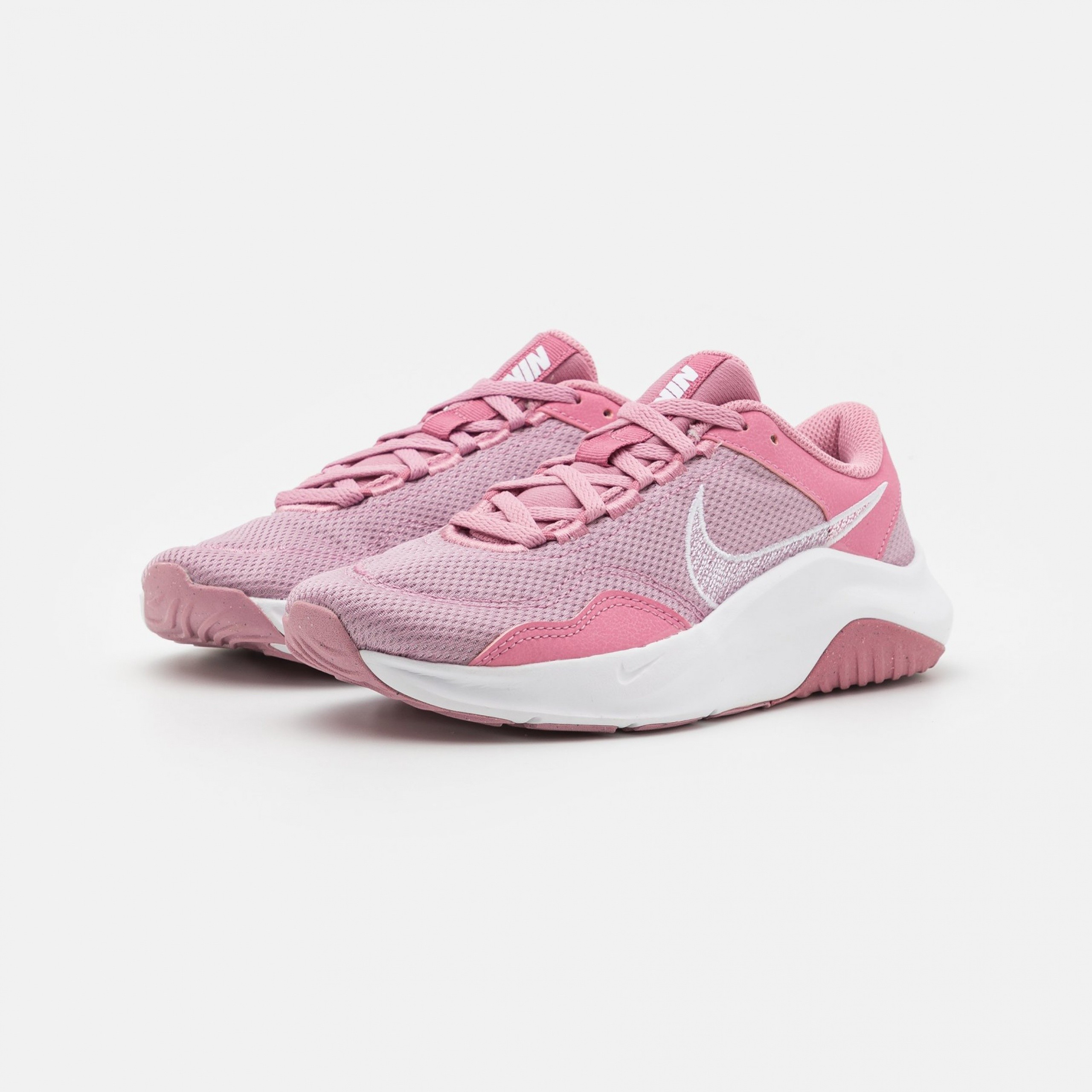 Фото № 2 с приближением к товару «‎Nike Legend Essential 3»