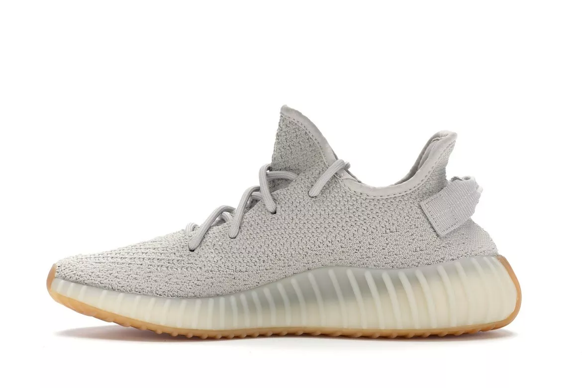 Фото № 4 с приближением к товару «‎adidas Yeezy Boost 350 V2 Sesame»