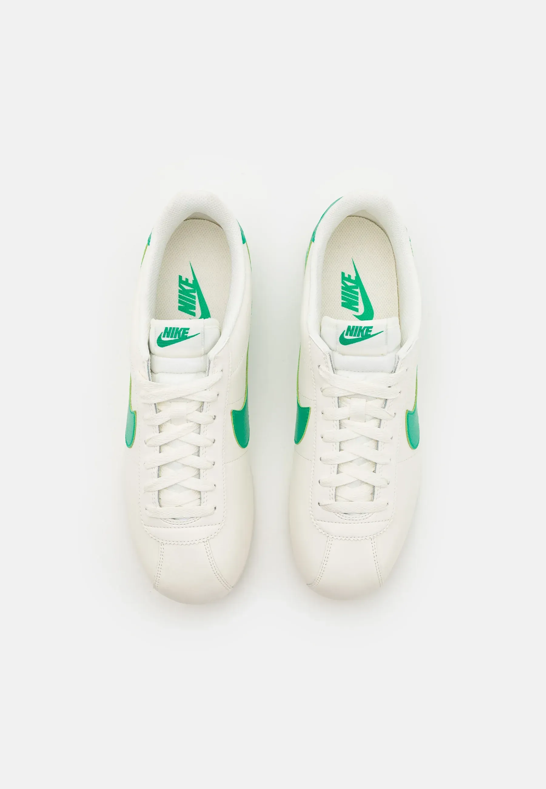 Фото № 4 с приближением к товару «‎CORTEZ»