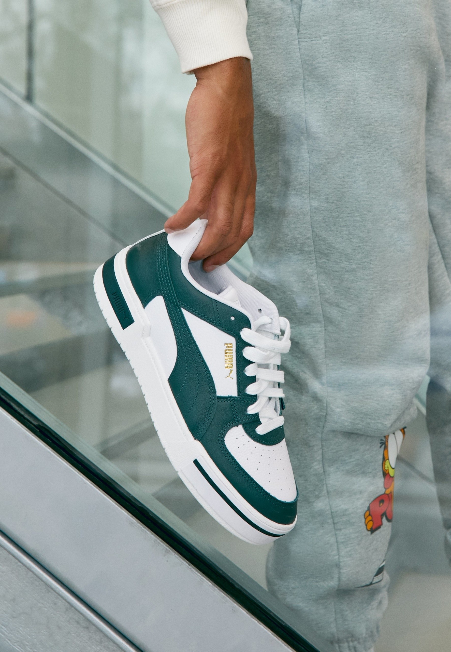 Фото № 3 с приближением к товару «‎Puma CA Pro Classic »