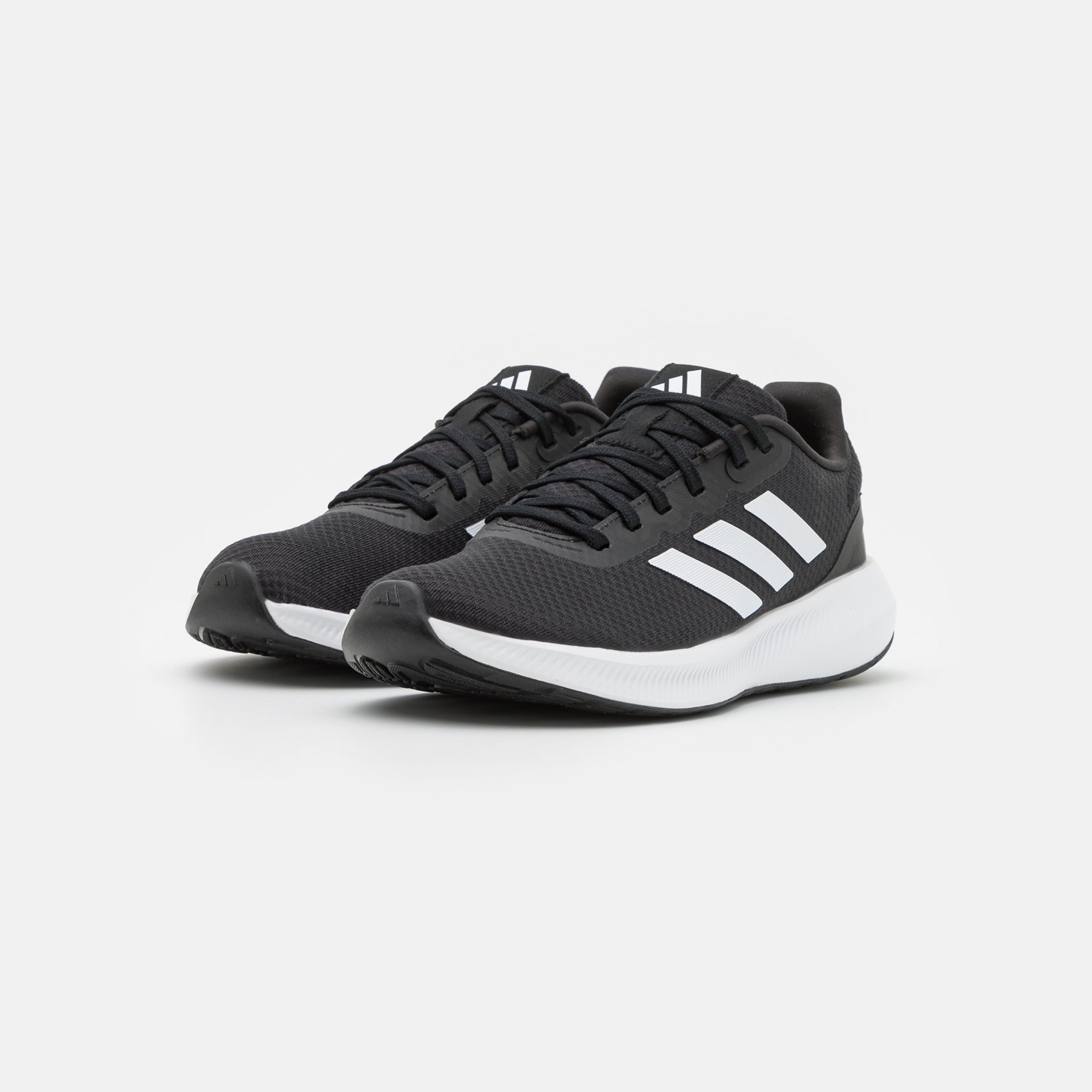 Фото № 2 с приближением к товару «‎Adidas 3.0»