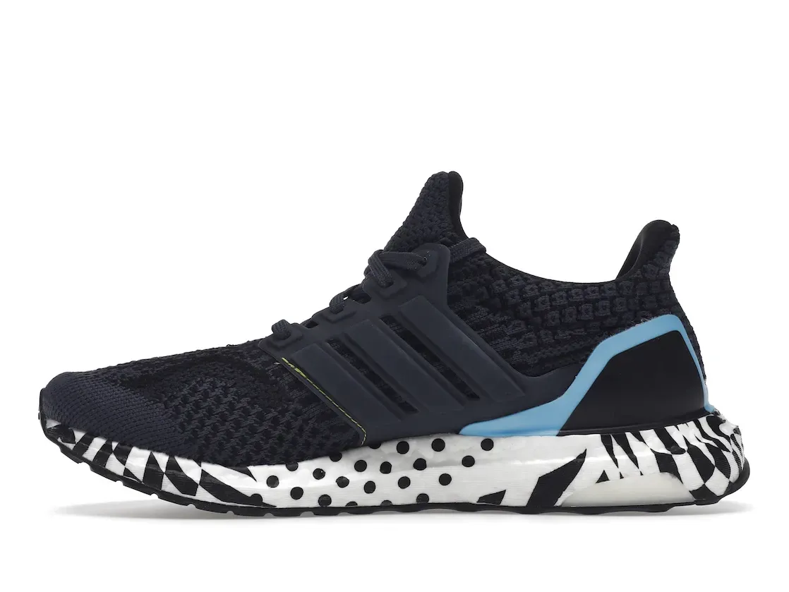 Фото № 3 с приближением к товару «‎adidas Ultra Boost 5.0 DNA Navy Black White Patterned Midsole»