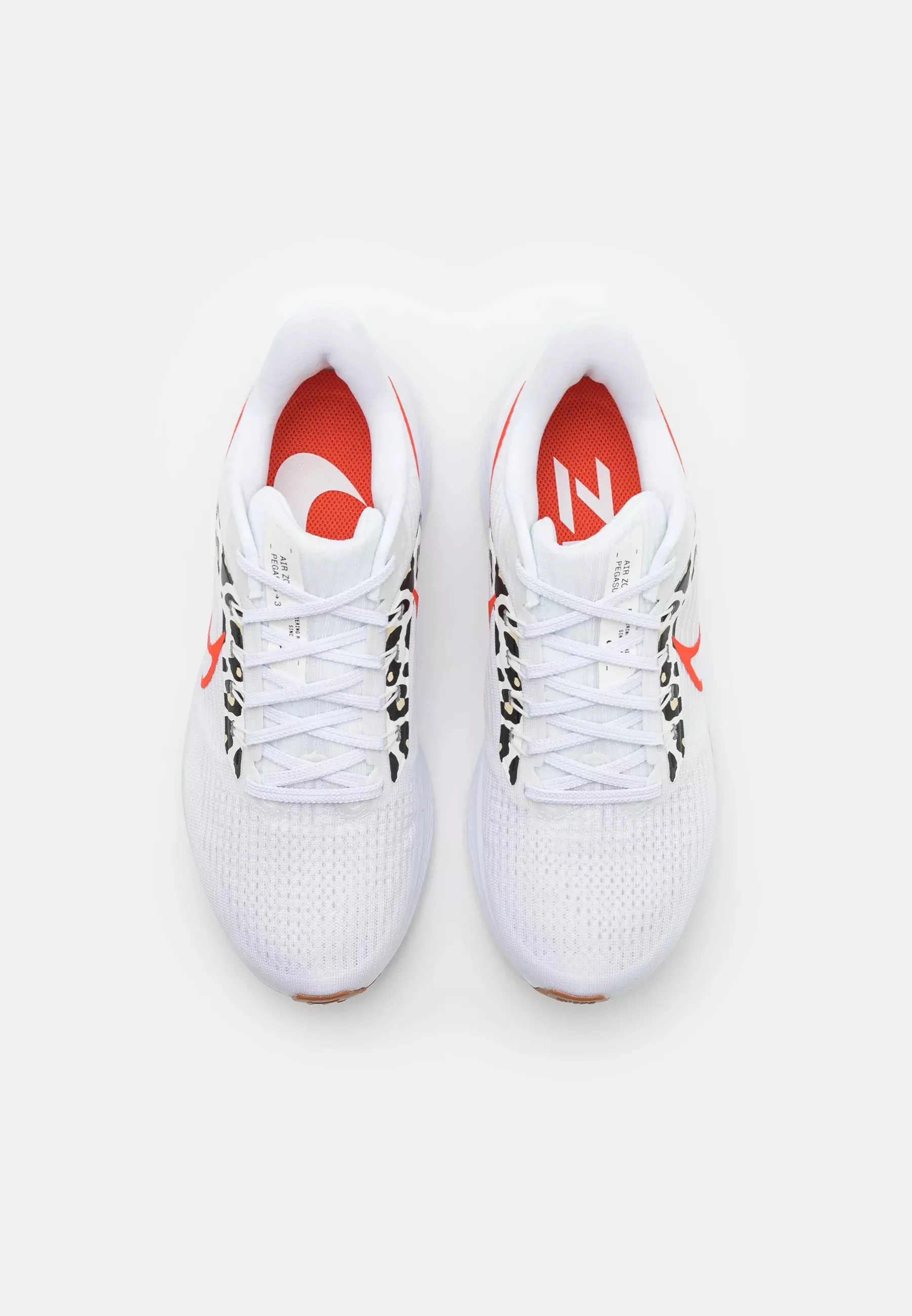 Фото № 2 с приближением к товару «‎AIR ZOOM PEGASUS 39 LP»