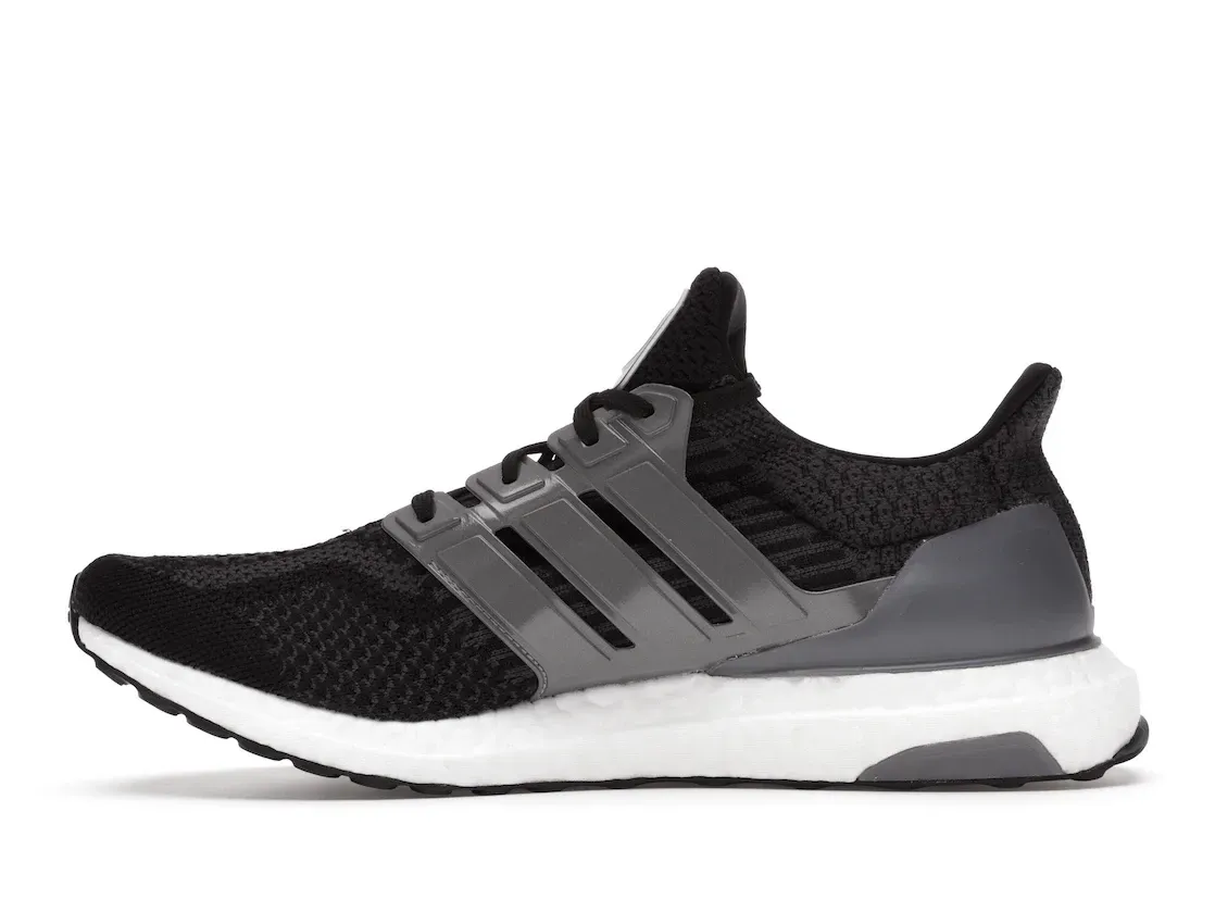 Фото № 3 с приближением к товару «‎adidas Ultra Boost 5.0 DNA NASA Core Black Iron Metallic»