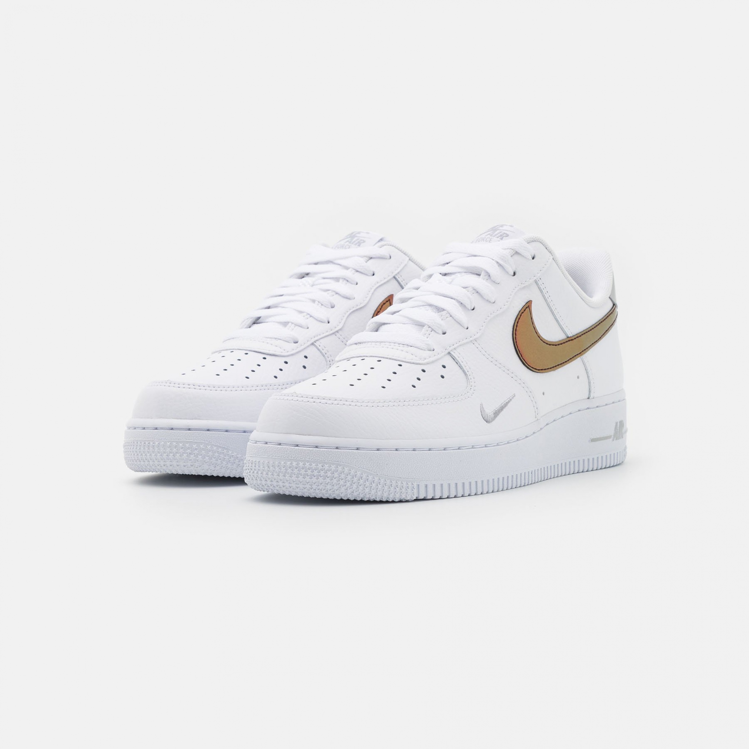 Фото № 2 с приближением к товару «‎Nike Air Force 1 07 »