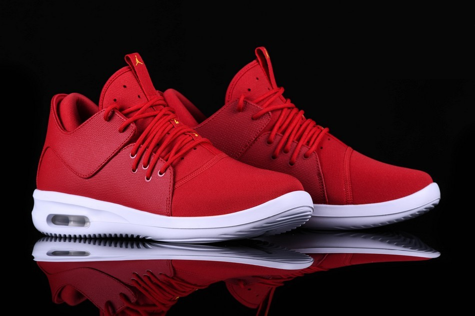 Фото № 3 с приближением к товару «‎Nike Air Jordan First Class Varsity »