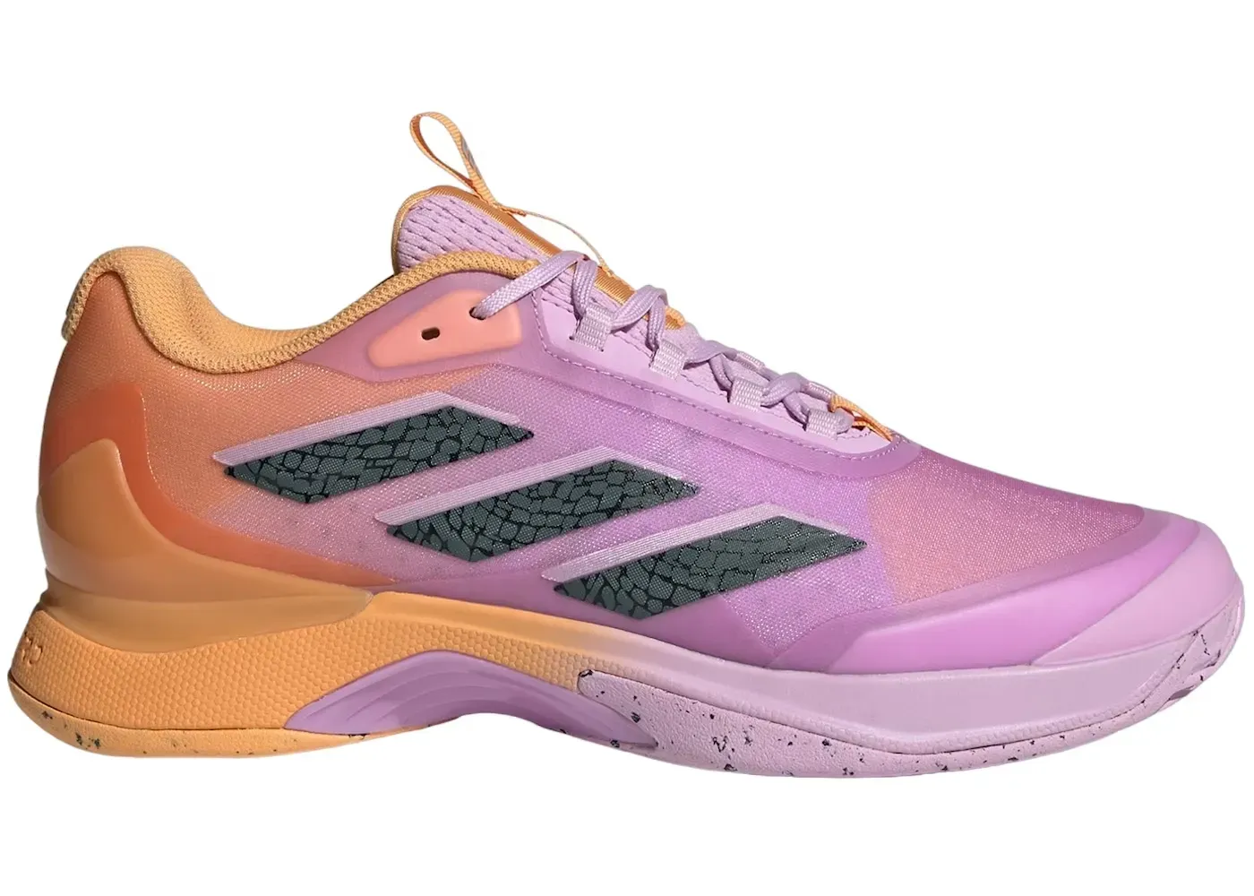Фото № 1 с приближением к товару «‎adidas Avacourt 2»