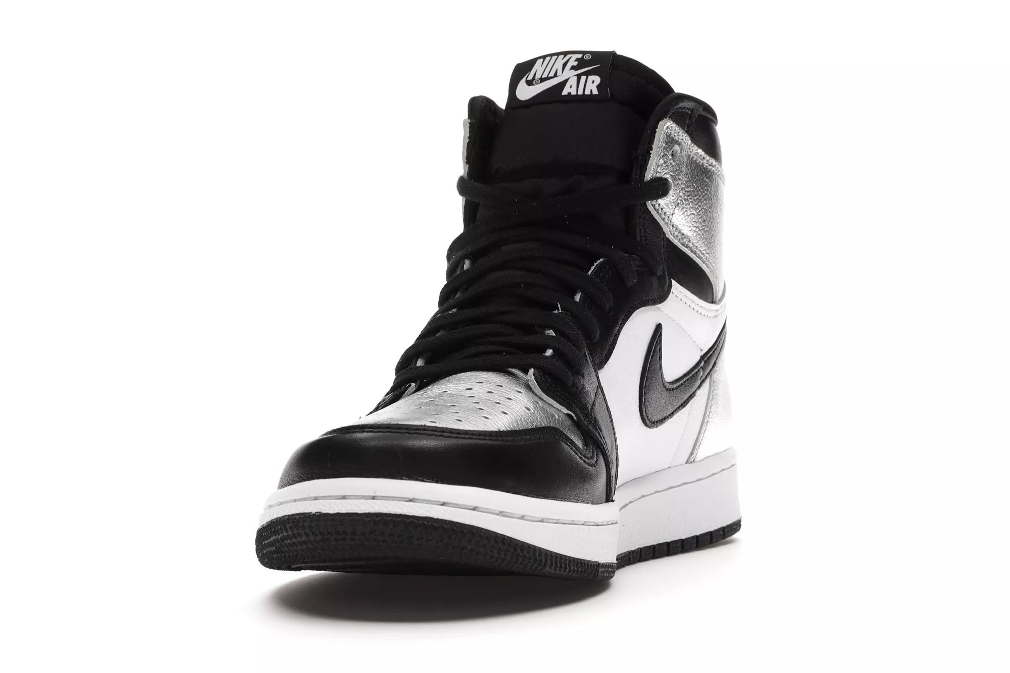 Фото № 2 с приближением к товару «‎ Jordan 1 Retro High Silver Toe  »