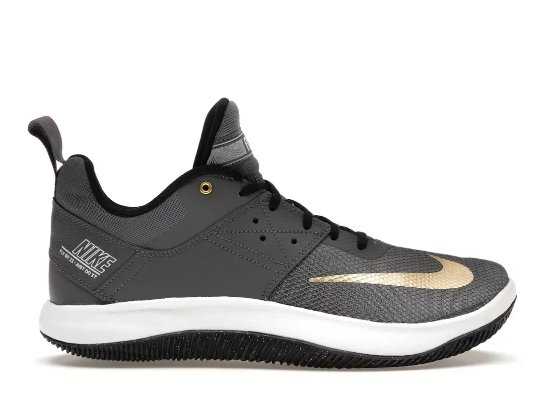 Фото № 1 с приближением к товару «‎Nike Fly.By Low II»