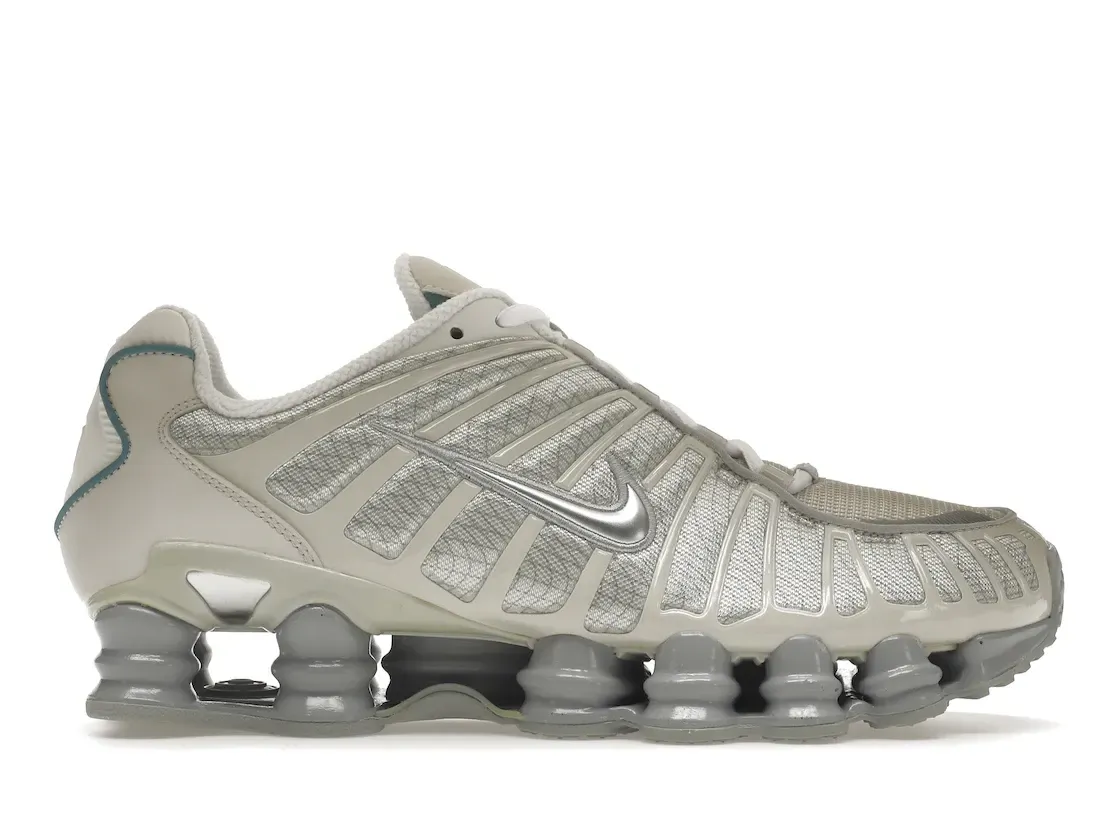 Фото № 1 с приближением к товару «‎Nike Shox TL Light Bone Metallic Silver Cool Grey»