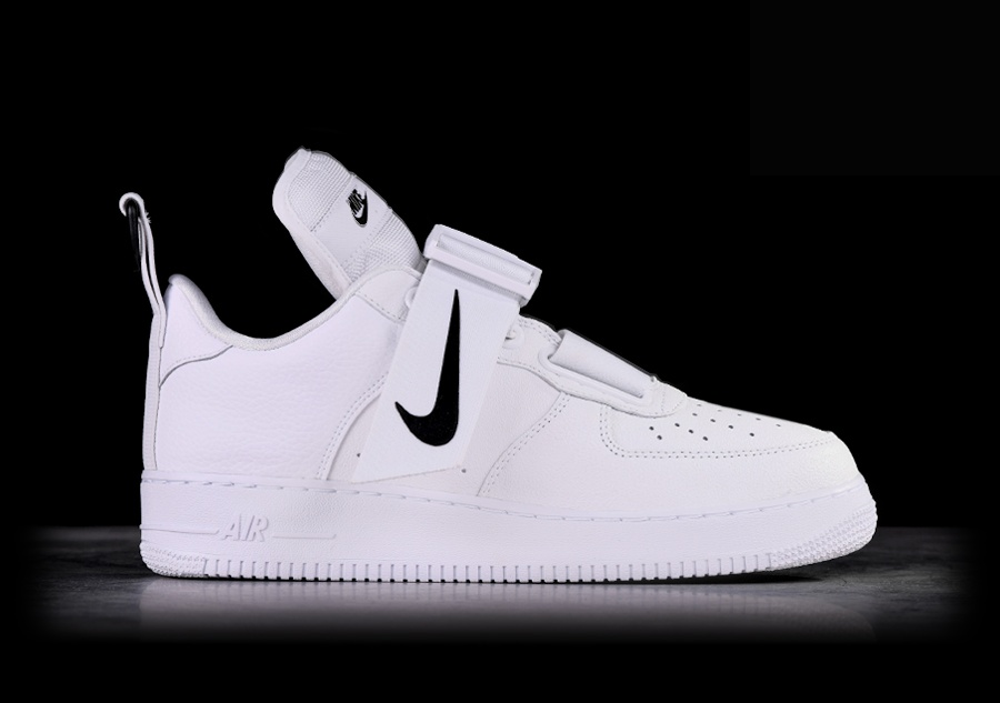 Фото № 1 с приближением к товару «‎Nike Air Force 1 Utility Low Skate shoes white»