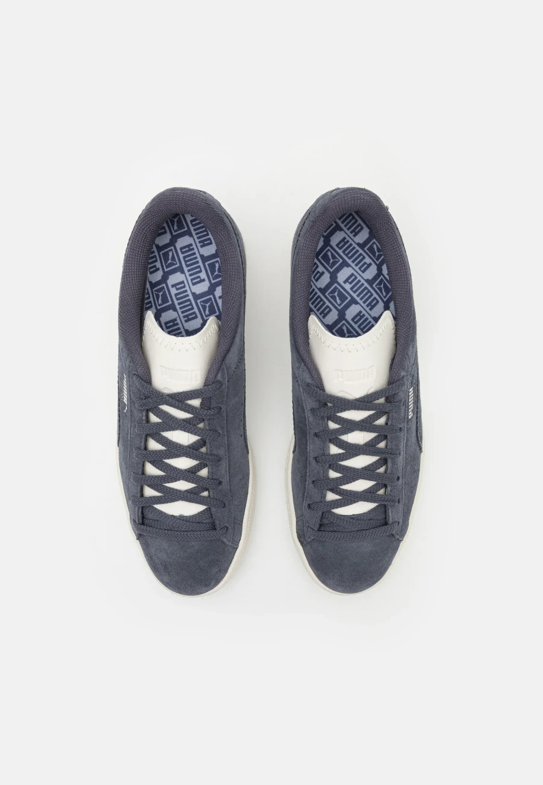 Фото № 4 с приближением к товару «‎SUEDE CLASSIC UNISEX»