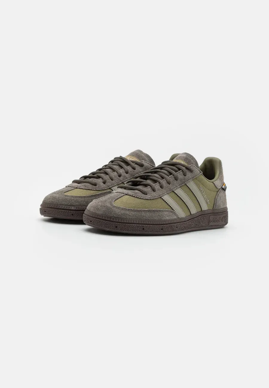 Фото № 2 с приближением к товару «‎HANDBALL SPEZIAL UNISEX»