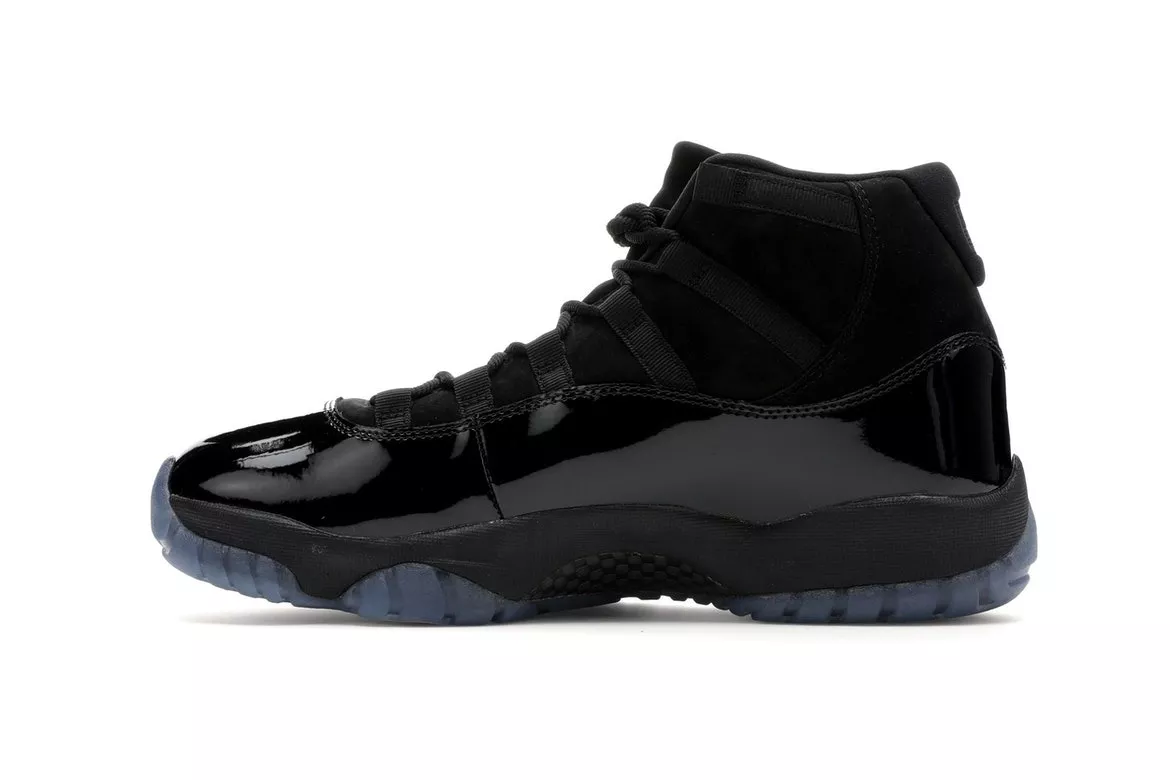 Фото № 6 с приближением к товару «‎Jordan 11 Retro Cap and Gown»