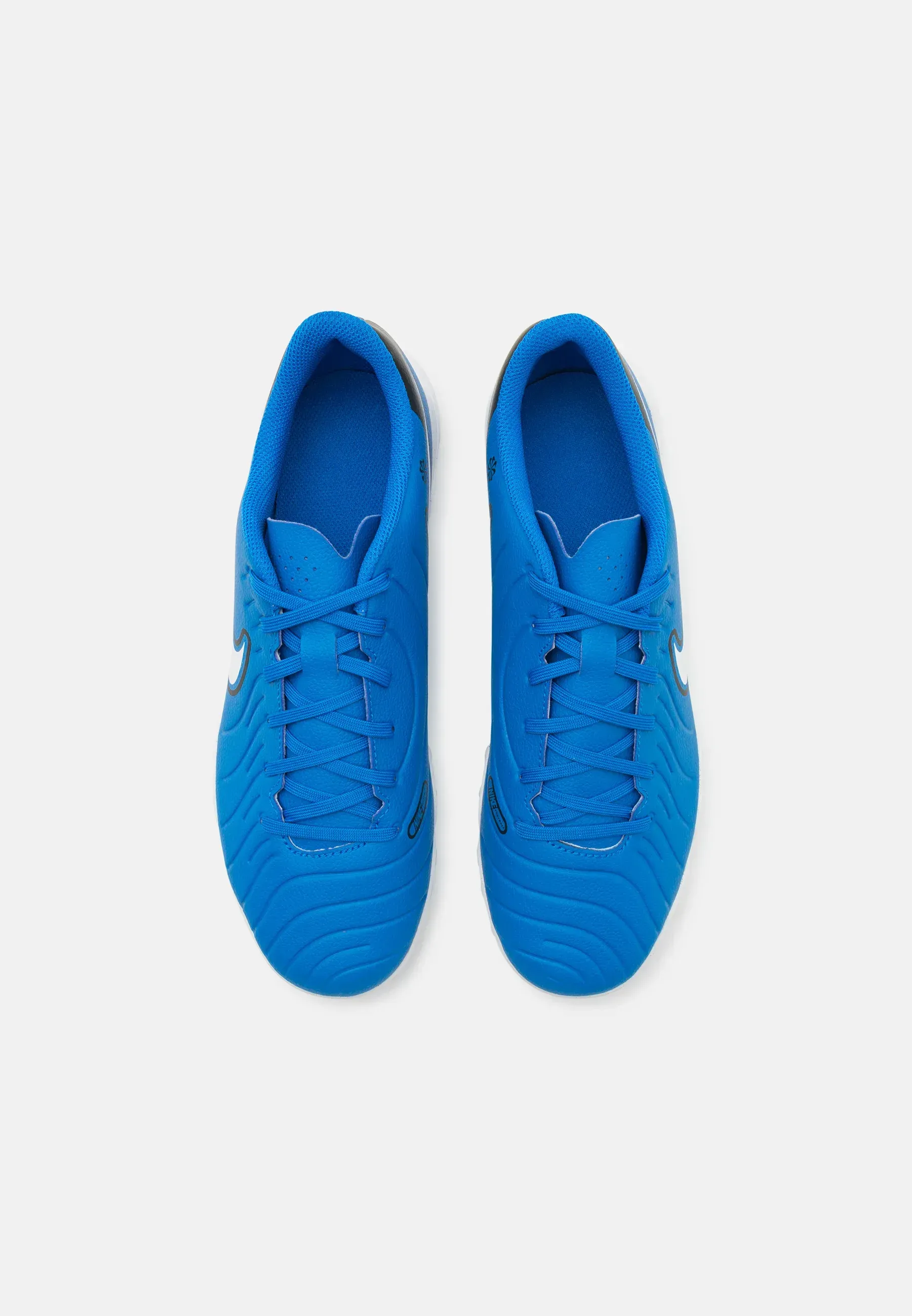 Фото № 4 с приближением к товару «‎TIEMPO LEGEND 10 CLUB TF»