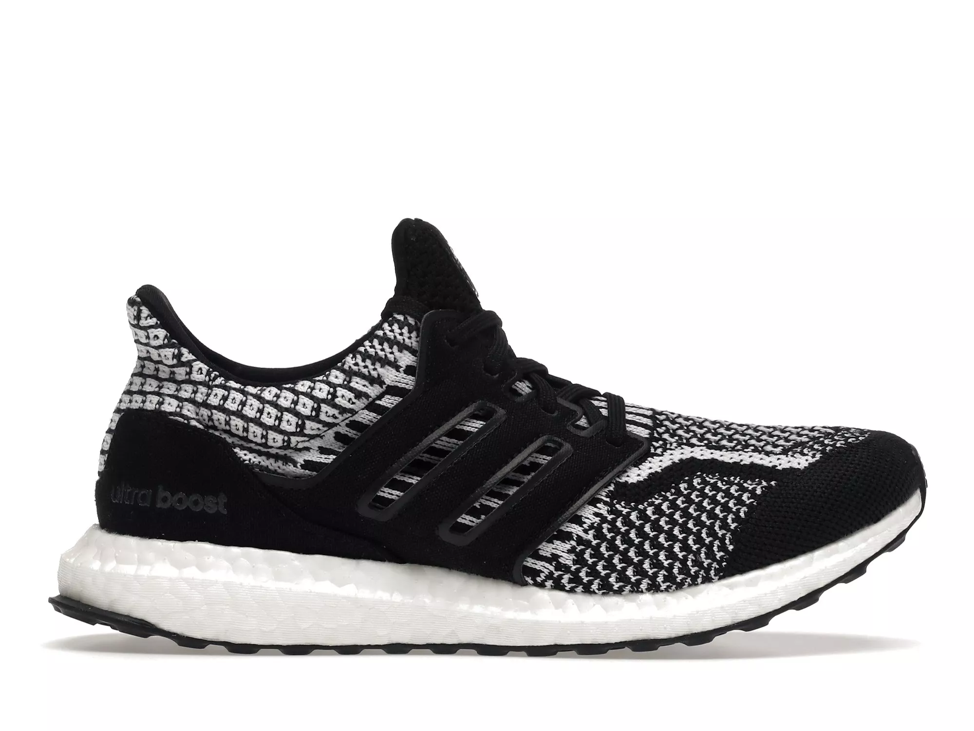 Фото № 1 с приближением к товару «‎adidas Ultra Boost 5.0 DNA Oreo»