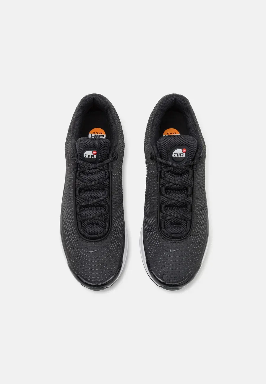 Фото № 4 с приближением к товару «‎AIR MAX DN»