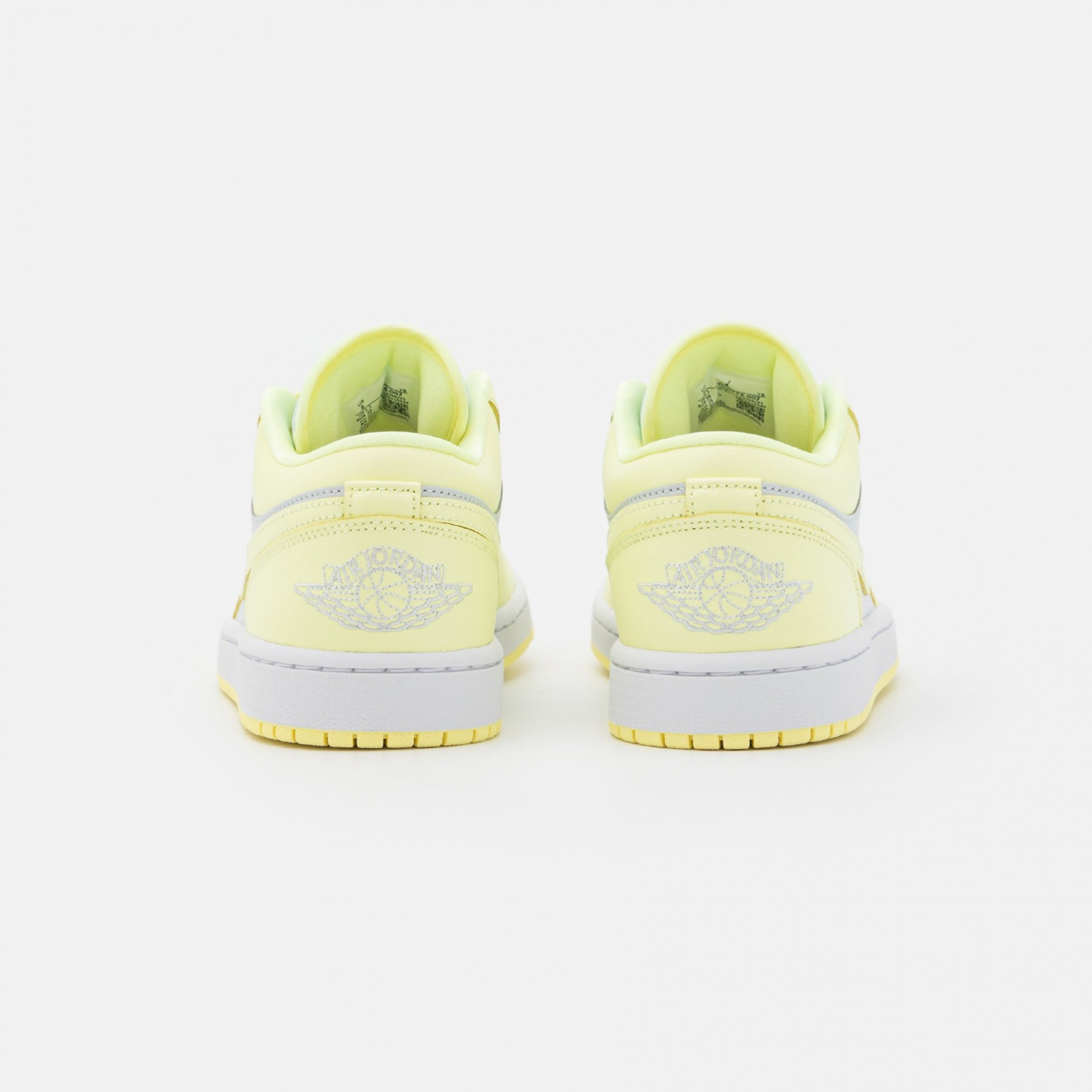 Фото № 4 с приближением к товару «‎Wmns Air Jordan 1 »