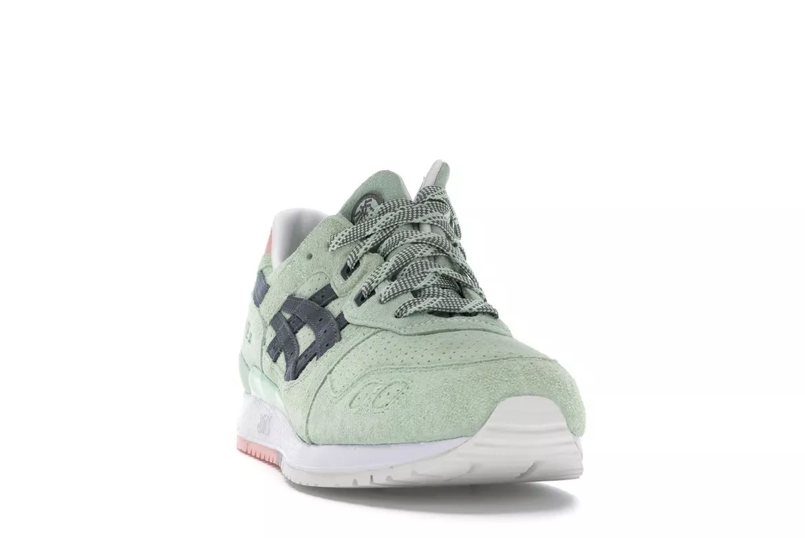 Фото № 3 с приближением к товару «‎ASICS Gel-Lyte III End Wasabi (Special Box)»