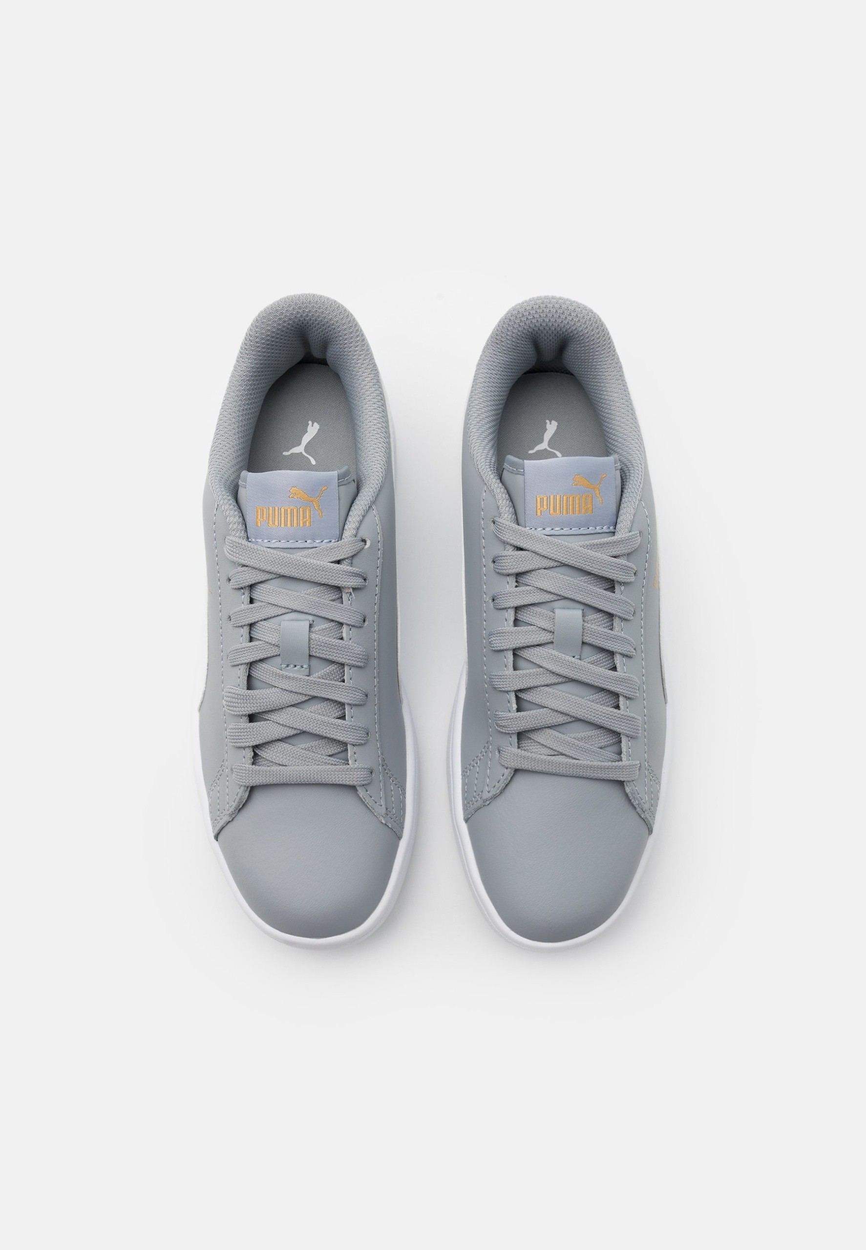 Фото № 4 с приближением к товару «‎Puma Smash »