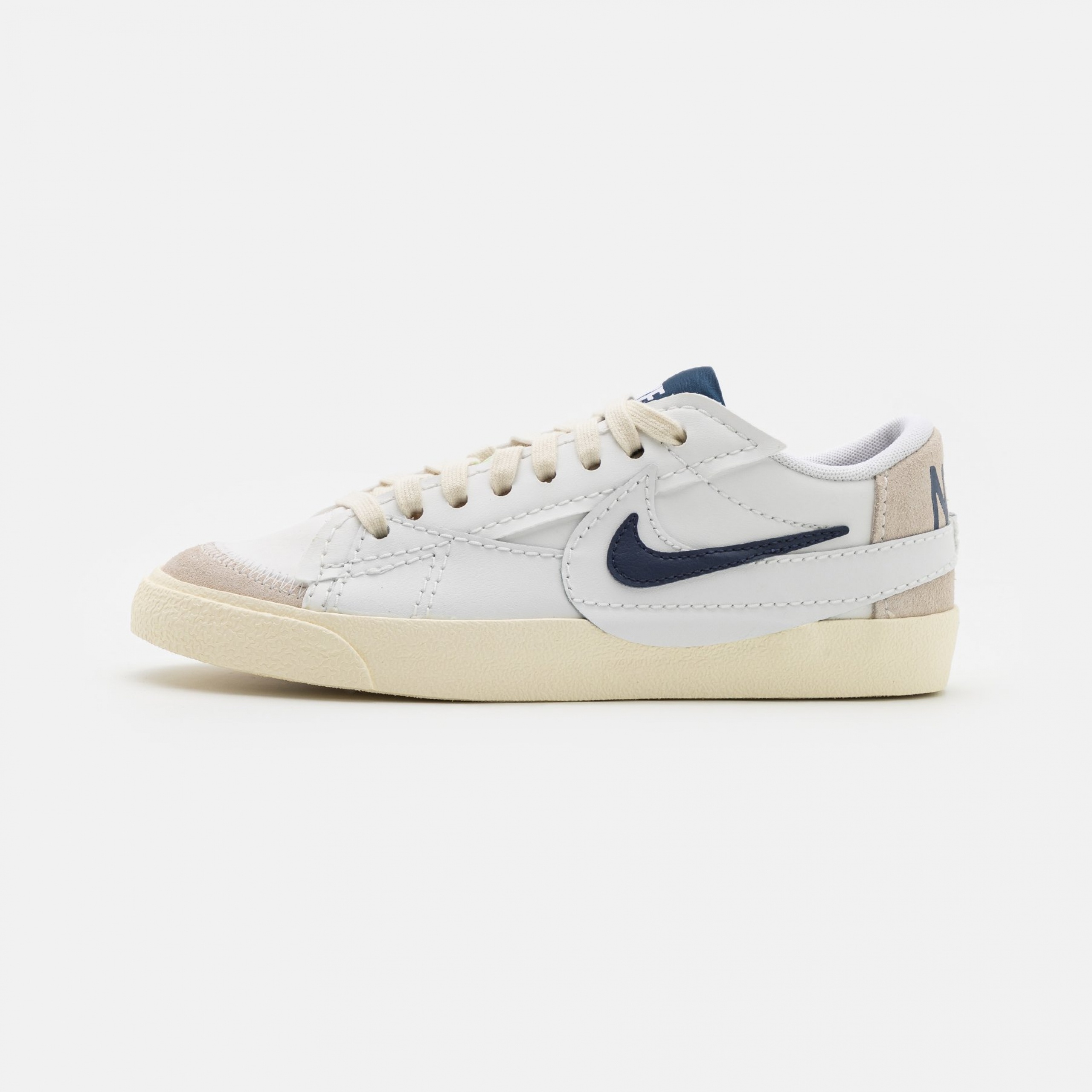 Фото № 1 с приближением к товару «‎Nike Blazer Jumbo »