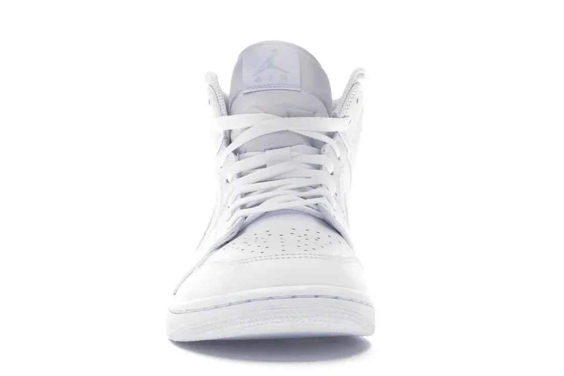 Фото № 2 с приближением к товару «‎Jordan 1 Mid Triple White (2018)»
