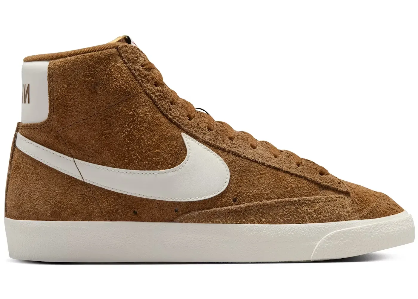 Фото № 1 с приближением к товару «‎Nike Blazer Mid '77 Premium»