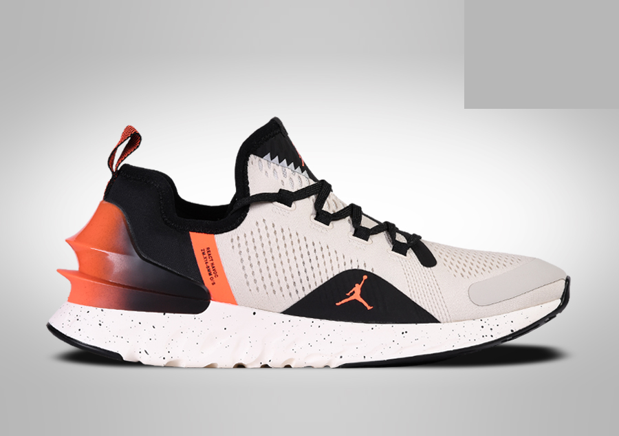Фото № 1 с приближением к товару «‎Nike Air Jordan React Havoc Light Bone Hot Coral »
