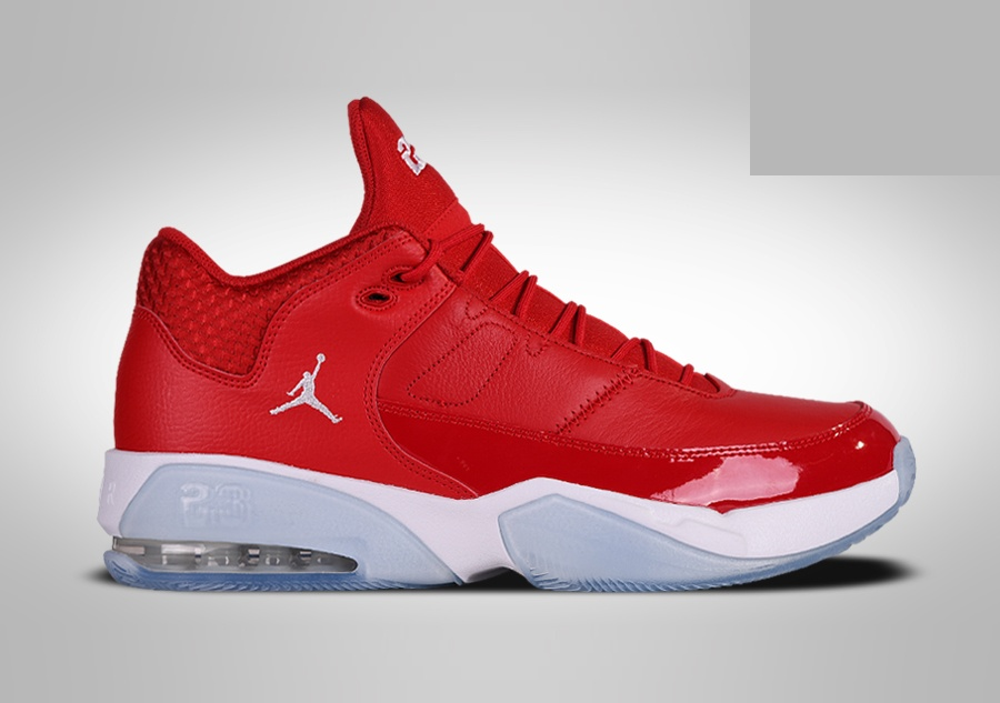 Фото № 1 с приближением к товару «‎Nike Air Jordan Max Aura 3 University»