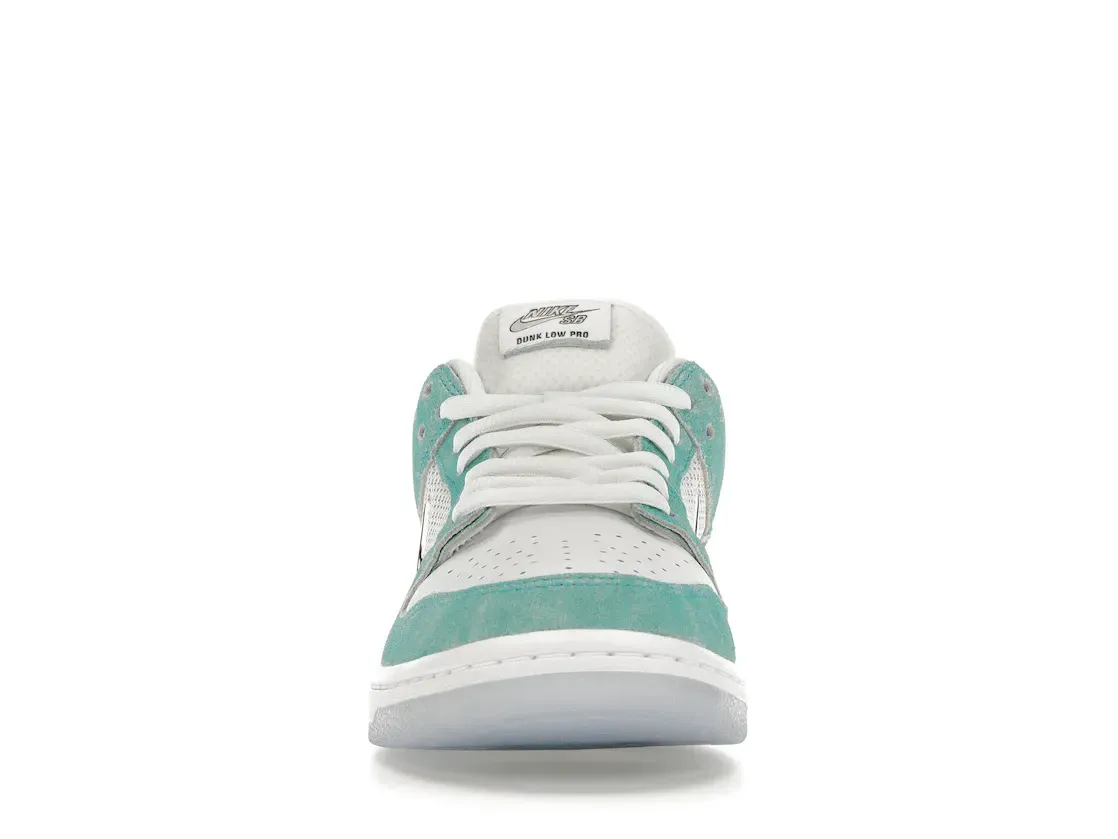 Фото № 2 с приближением к товару «‎Nike SB Dunk Low April Skateboards»