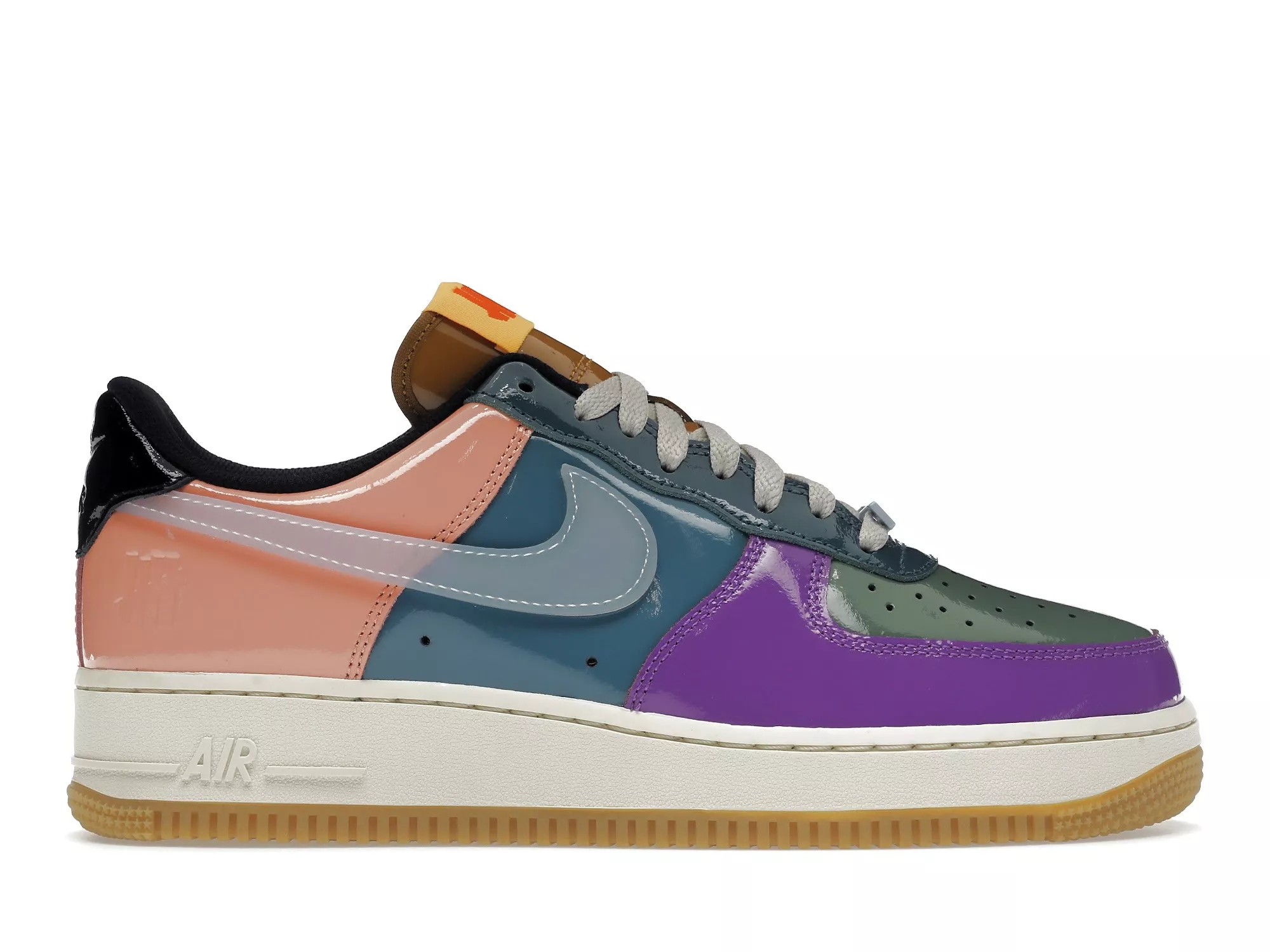 Фото № 1 с приближением к товару «‎Nike Air Force 1 Low SP Undefeated Multi-Patent Wild Berry»