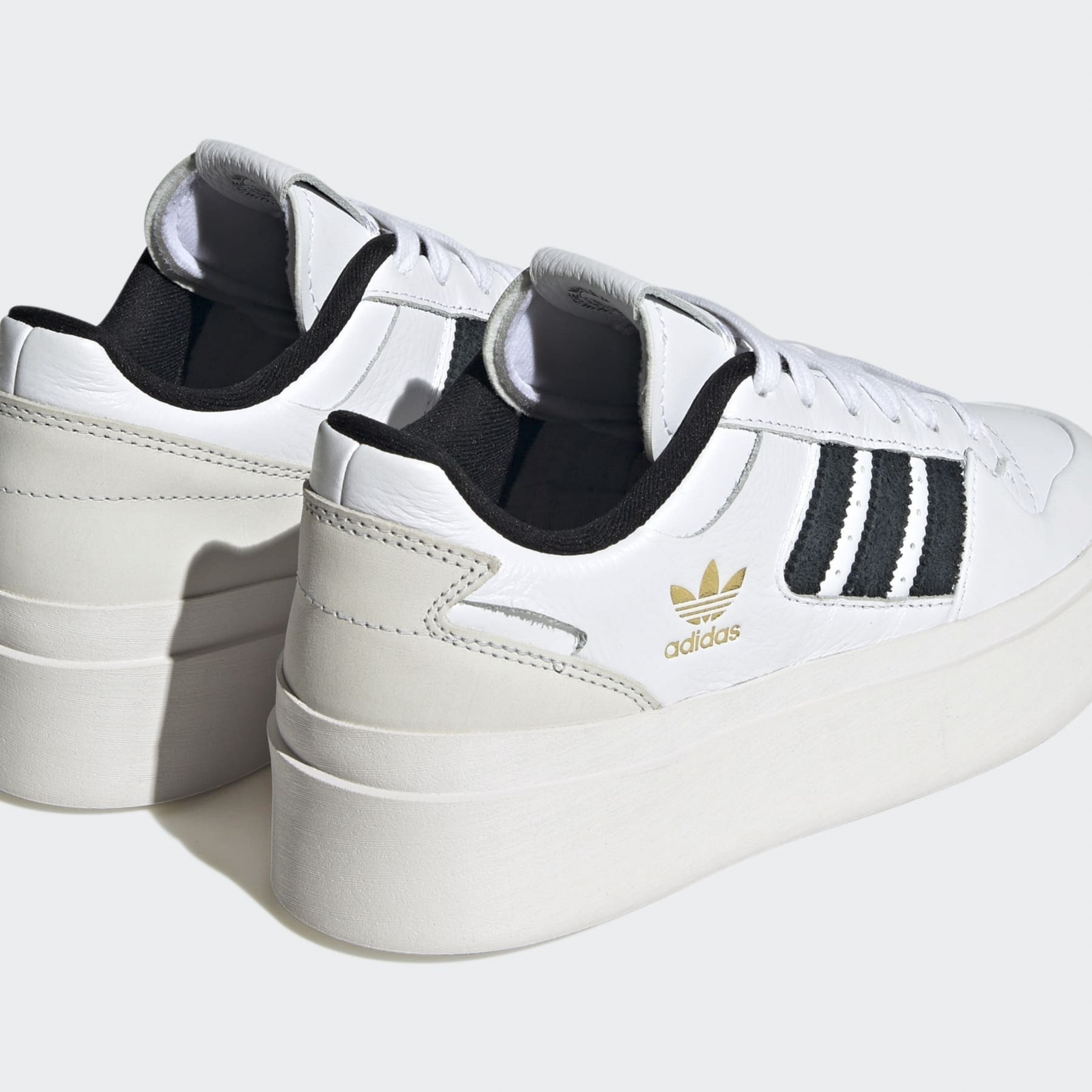 Фото № 3 с приближением к товару «‎Adidas Forum Bonega »