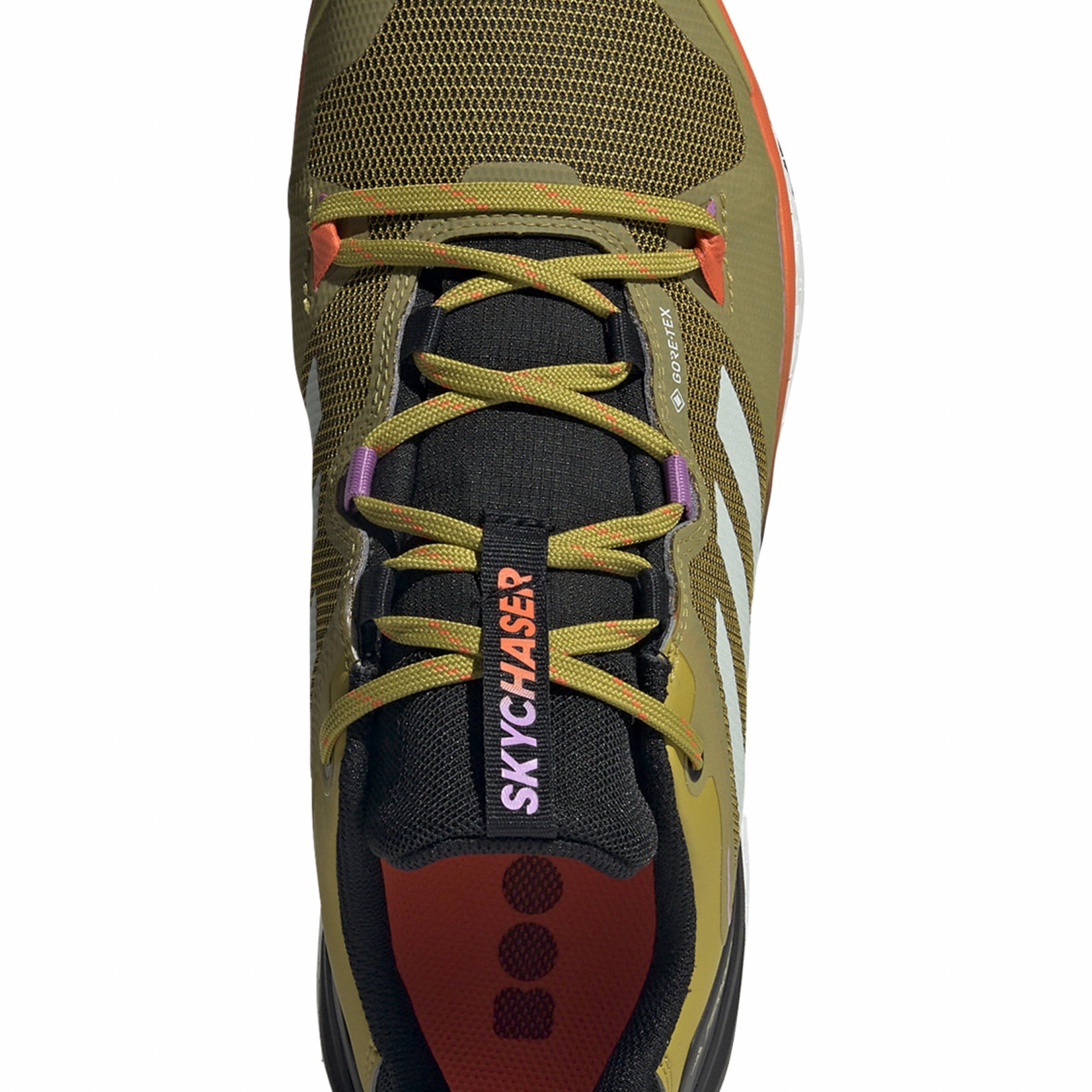 Фото № 4 с приближением к товару «‎Adidas»