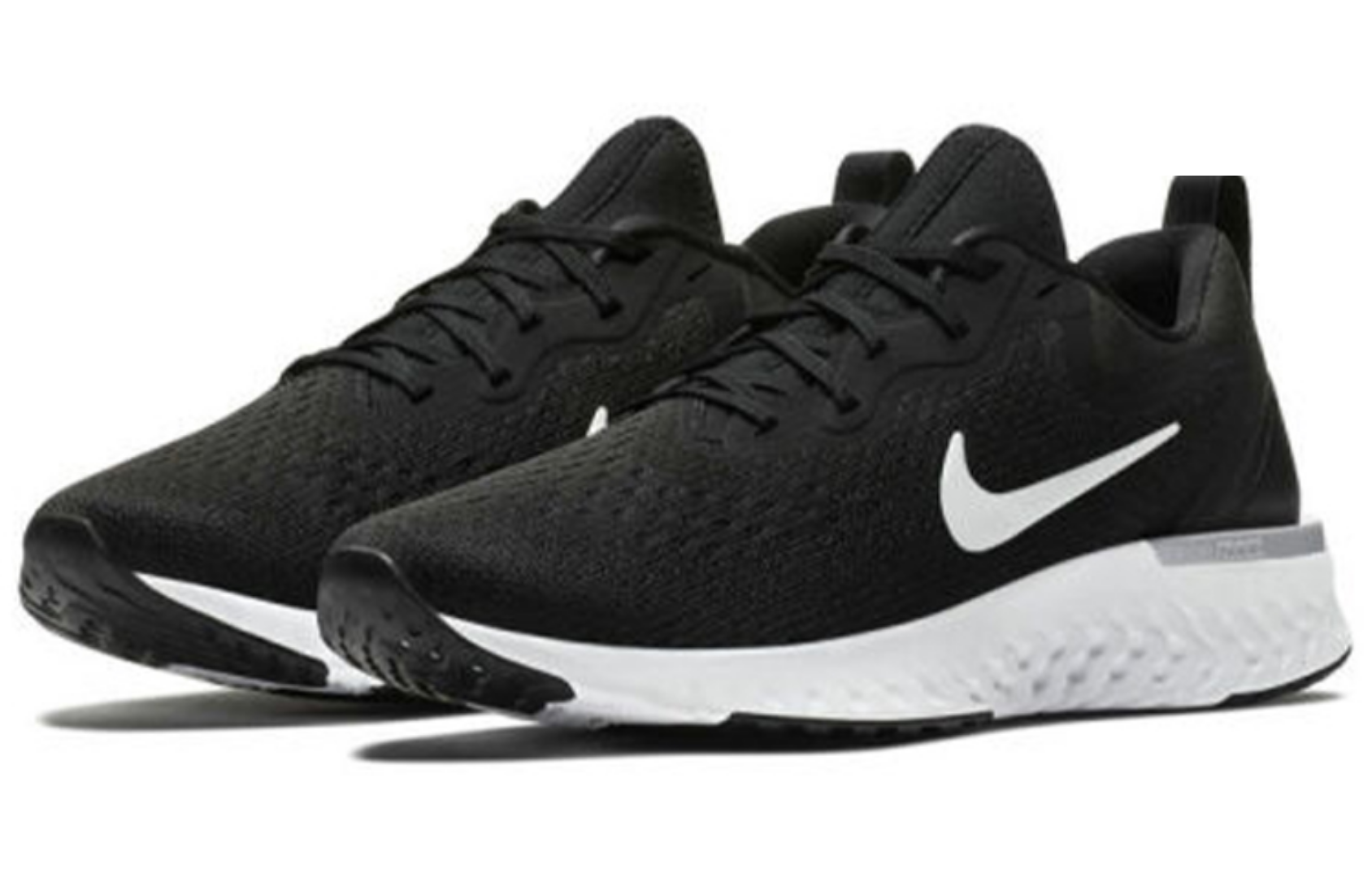 Фото № 3 с приближением к товару «‎Nike Odyssey React Running Shoes Black White Wolf Grey»
