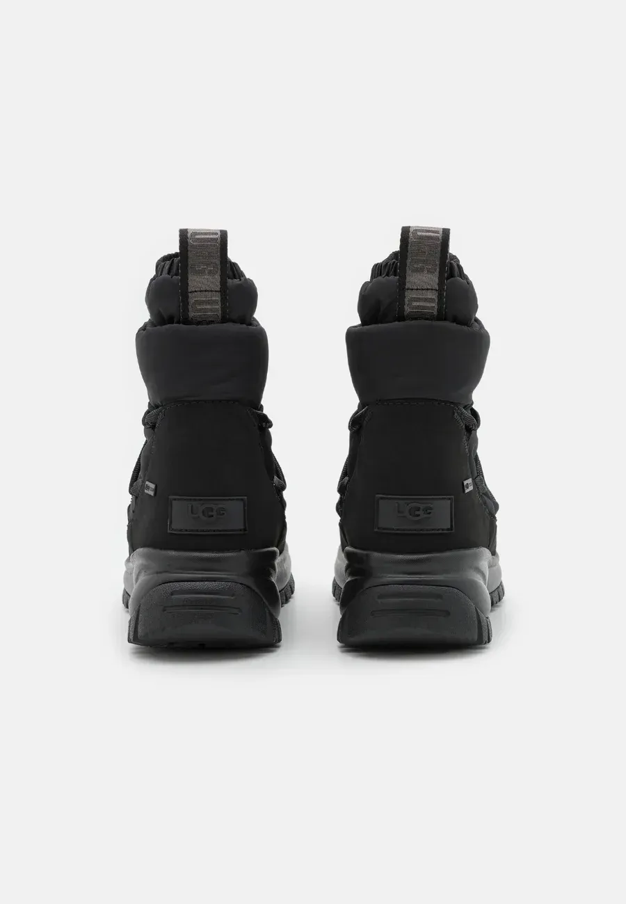 Фото № 3 с приближением к товару «‎YOSE PUFFER MID»