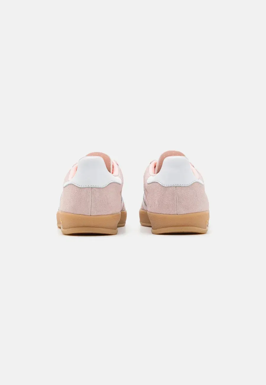 Фото № 3 с приближением к товару «‎GAZELLE INDOOR»