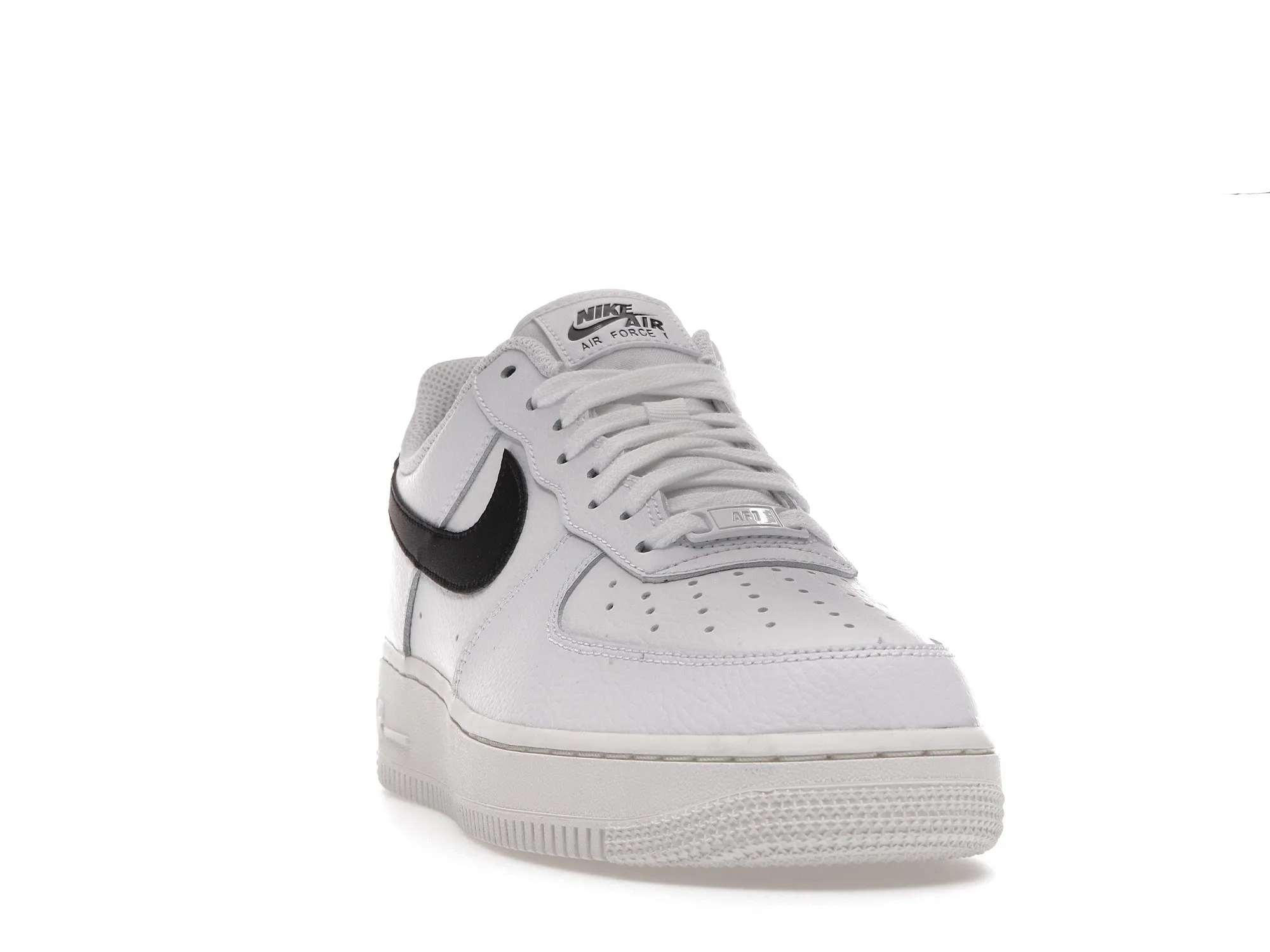 Фото № 4 с приближением к товару «‎Nike Air Force 1 Low 07 White Black Sail »