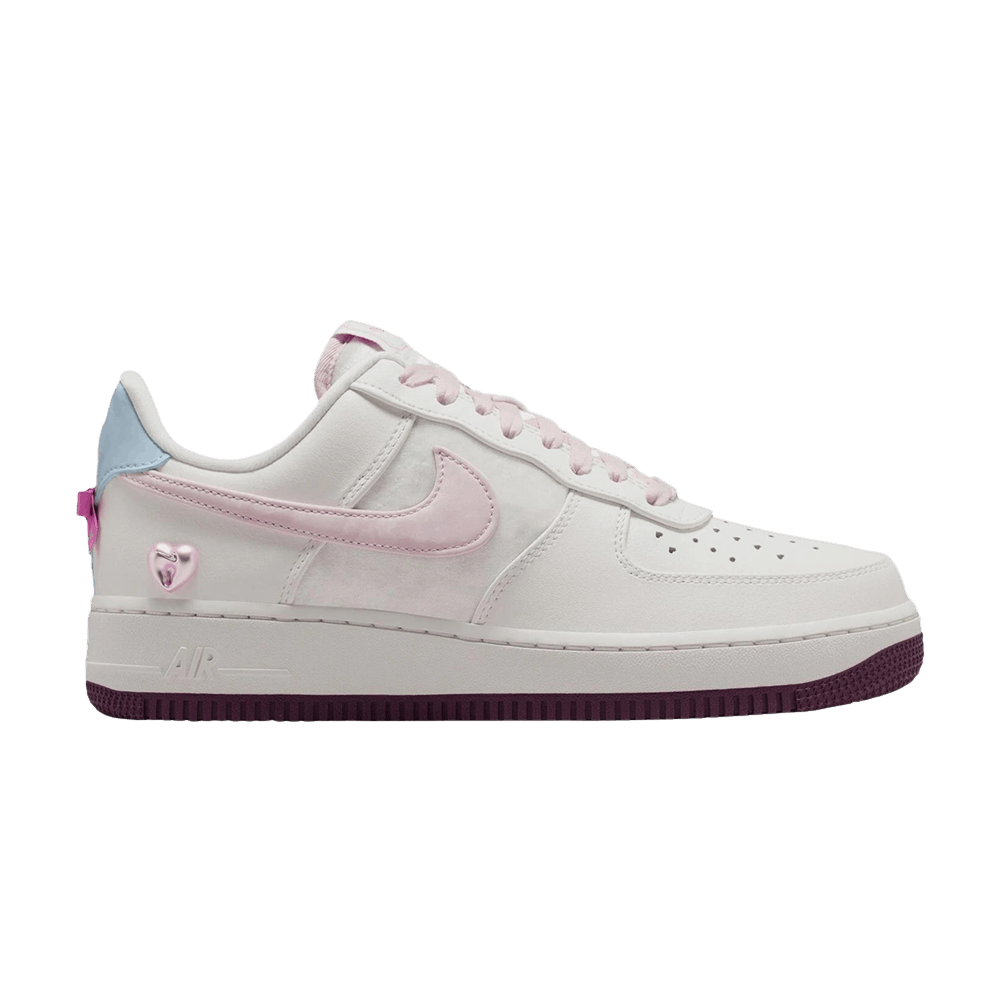 Nike Women's Air Force 1 Valentines Day 2026