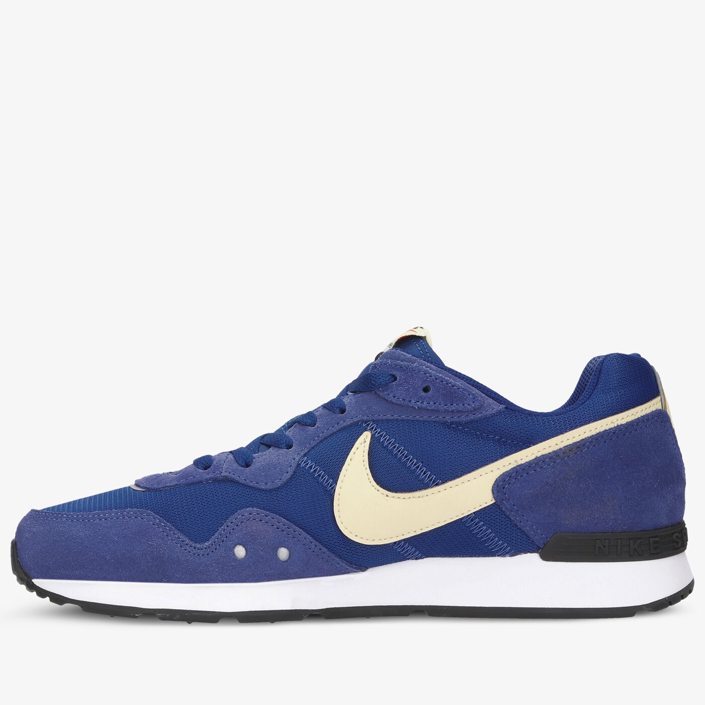 Фото № 2 с приближением к товару «‎Nike Venture»