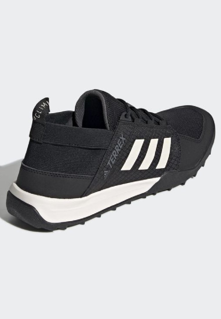 Фото № 5 с приближением к товару «‎Кроссовки Adidas SPAD542A2YW-Q11»