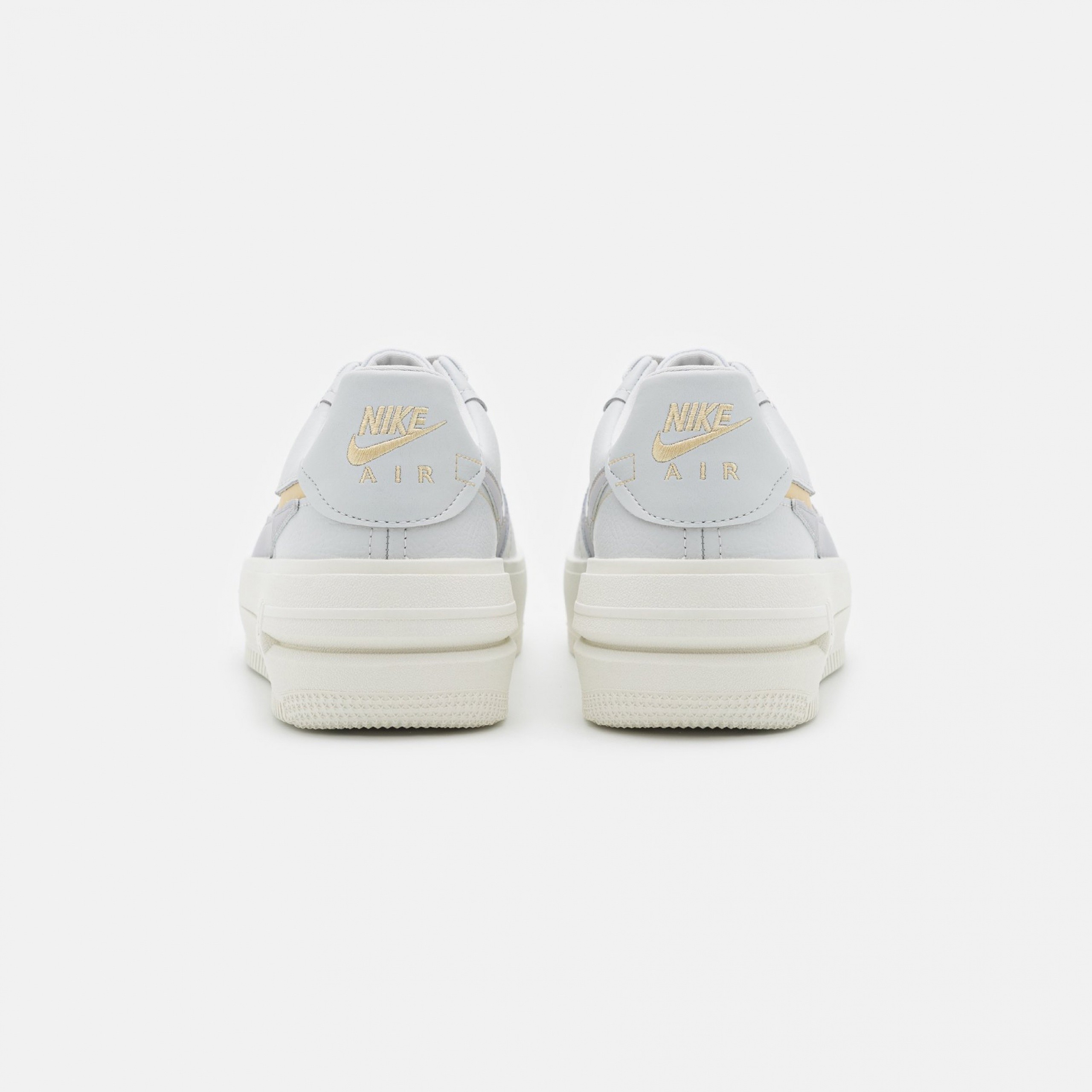 Фото № 3 с приближением к товару «‎Nike Af1 Plt.af.orm »