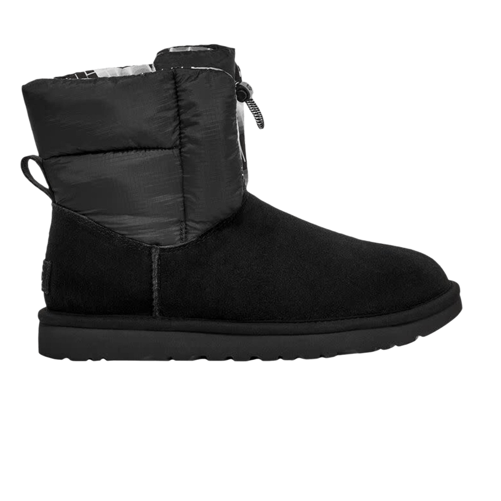 UGG Women's Classic Maxi Toggle Boot Black